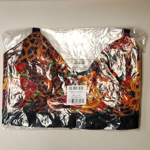 ❤️NWT VINTAGE TORRID BRALETTE - FLORAL ANIMAL WIRELESS FULL SUPPORT BACK CLOSURE - Picture 8 of 14